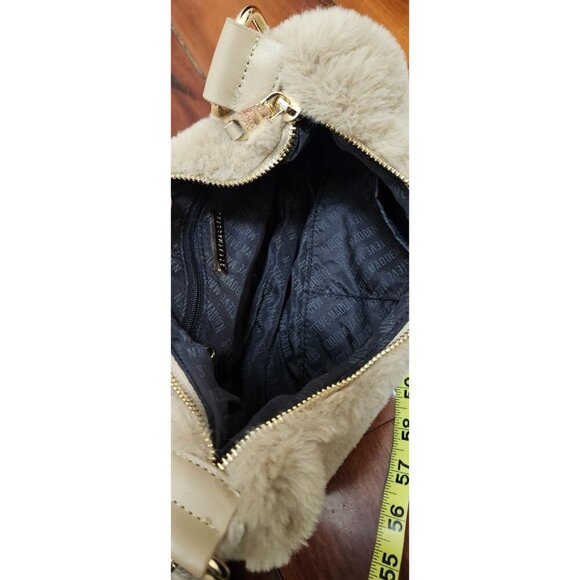 Sold - Picture 6 of 7